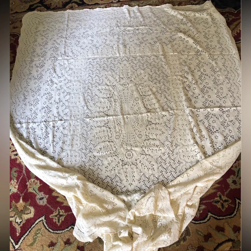 Vtg cotton  lace tablecloth 65x55”